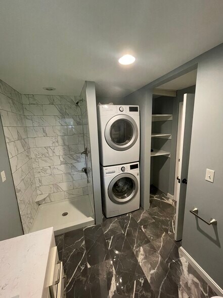 Building Photo - 1 Sahin Way