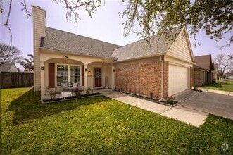 Building Photo - 3824 Huckleberry Dr