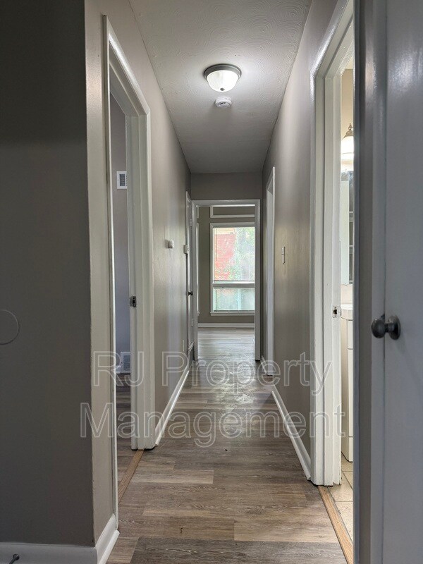 Building Photo - 3417 Edgar St