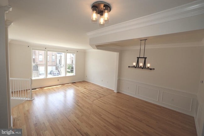 Building Photo - 43121 Shadow Terrace