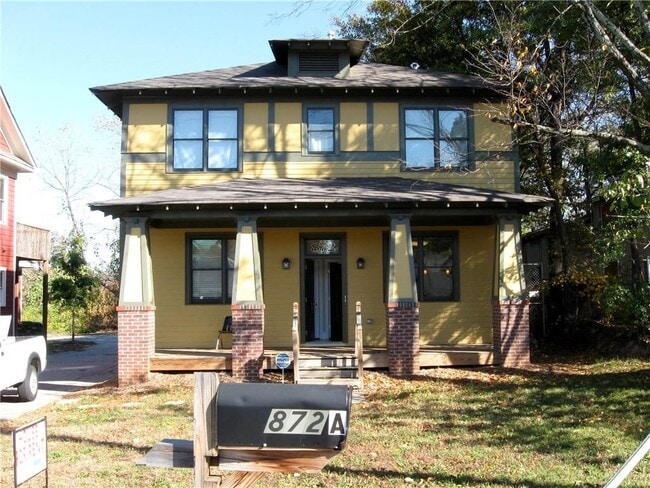 Primary Photo - 872 Washington St SW
