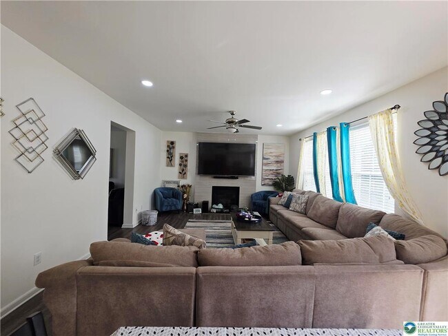 Building Photo - 1052 Kingston Ln