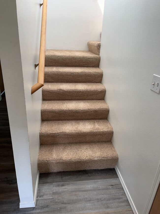 Building Photo - Amazing Duplex Located Just Minutes from WWU & Fairhaven! Prelease Now!