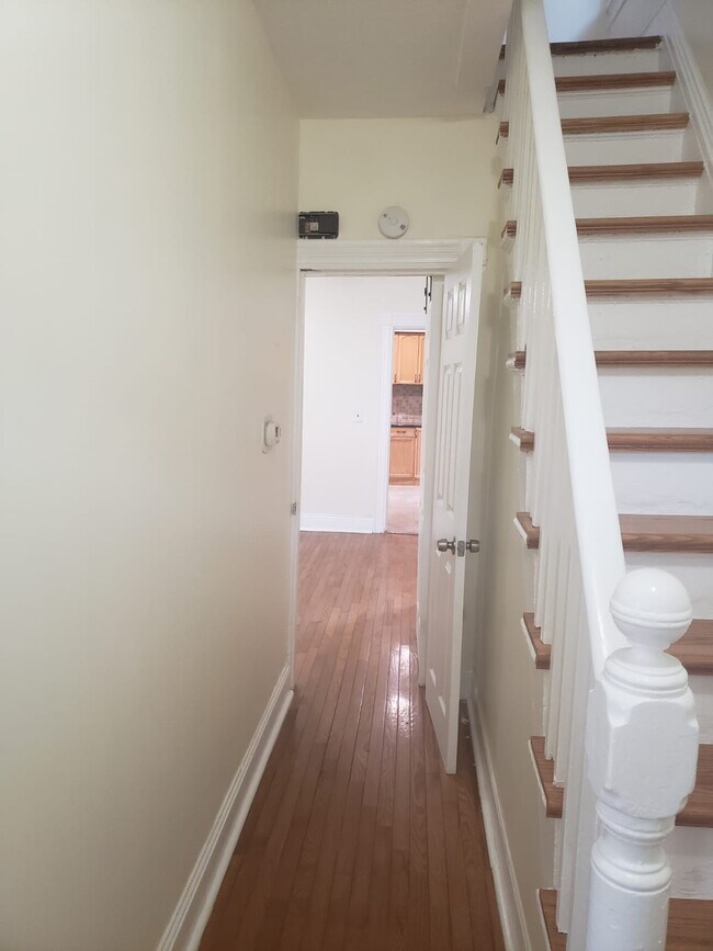 Entry - 137 Central Ave