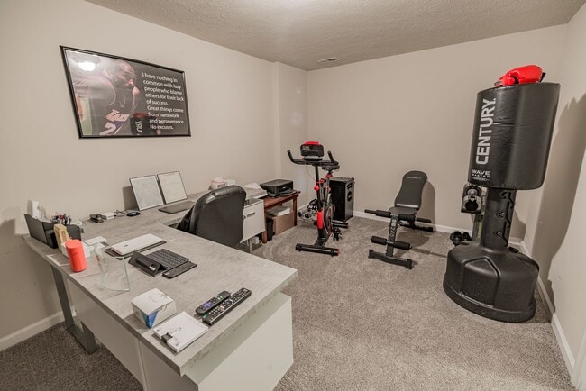 Building Photo - 210 Summerfield Dr