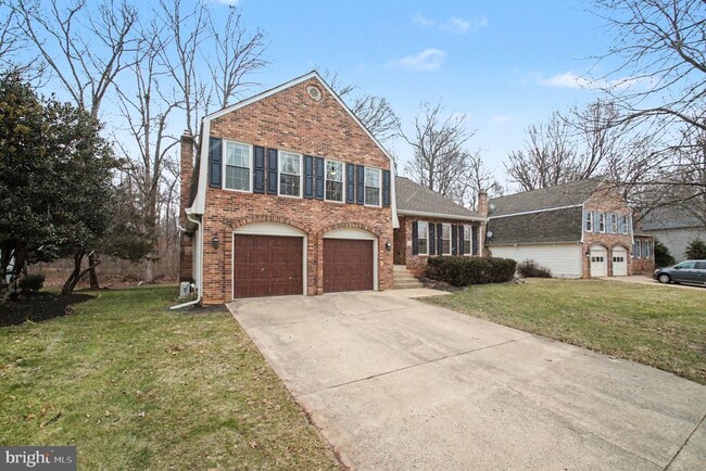 Building Photo - 24 Lipscomb Ct