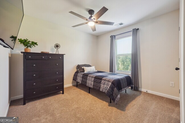 Building Photo - 160 Cobblestone Trl