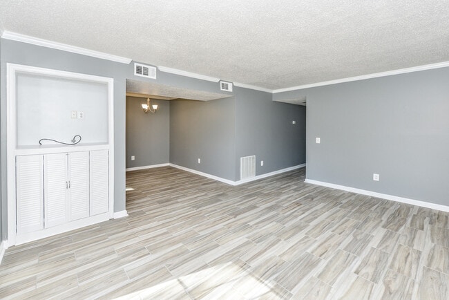 Building Photo - 9330 Caspian Way