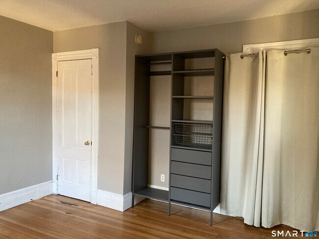 Building Photo - 192 Foster St