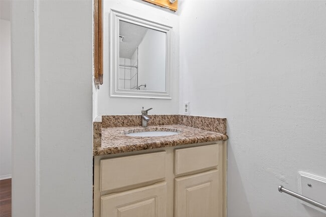 Building Photo - 11718 Inga Ln