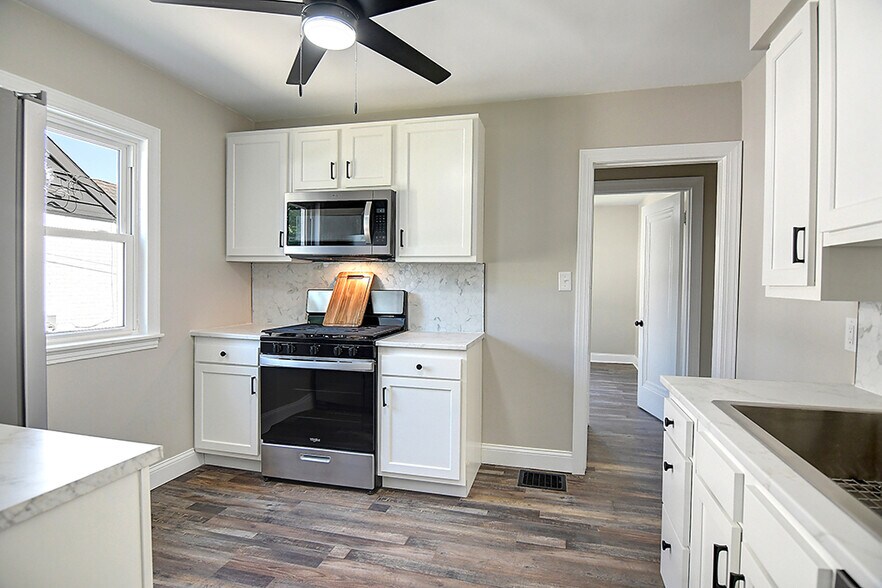 Building Photo - 2201 Wilbraham Rd