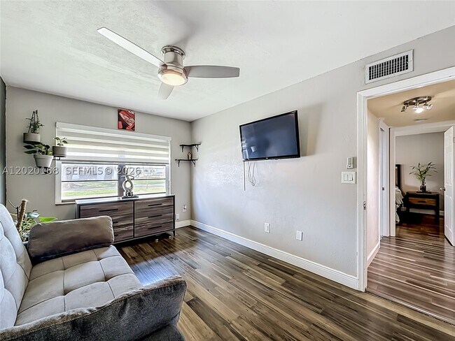 Building Photo - 18296 Mediterranean Blvd