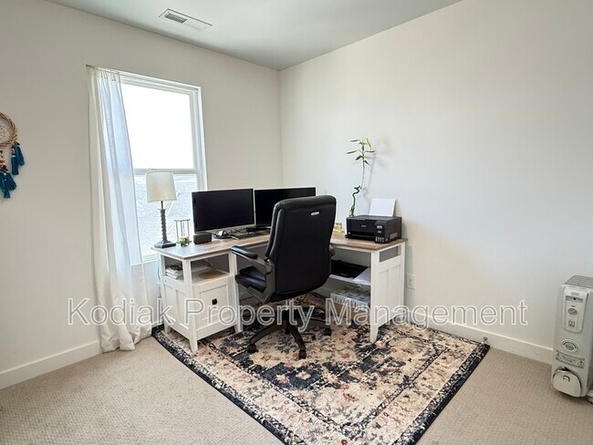Building Photo - 5311 Canary Grass Wy