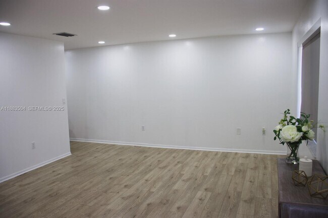 Building Photo - 25760 SW 127th Ct