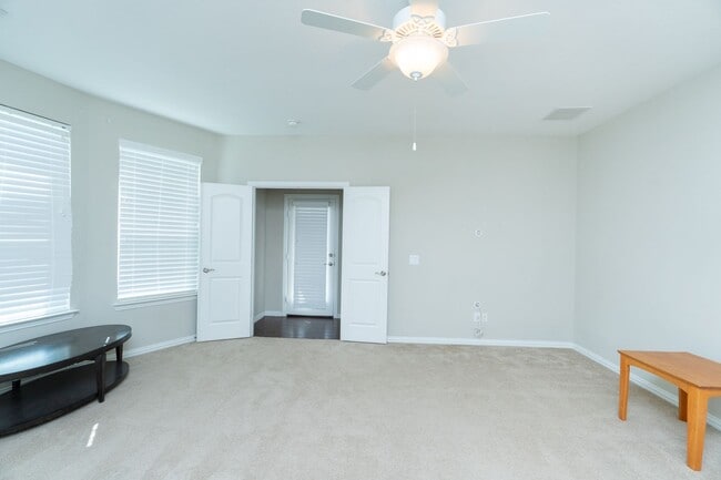 Building Photo - 2813 Barnsley Dr