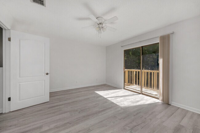 Building Photo - 337 Woodham Ct