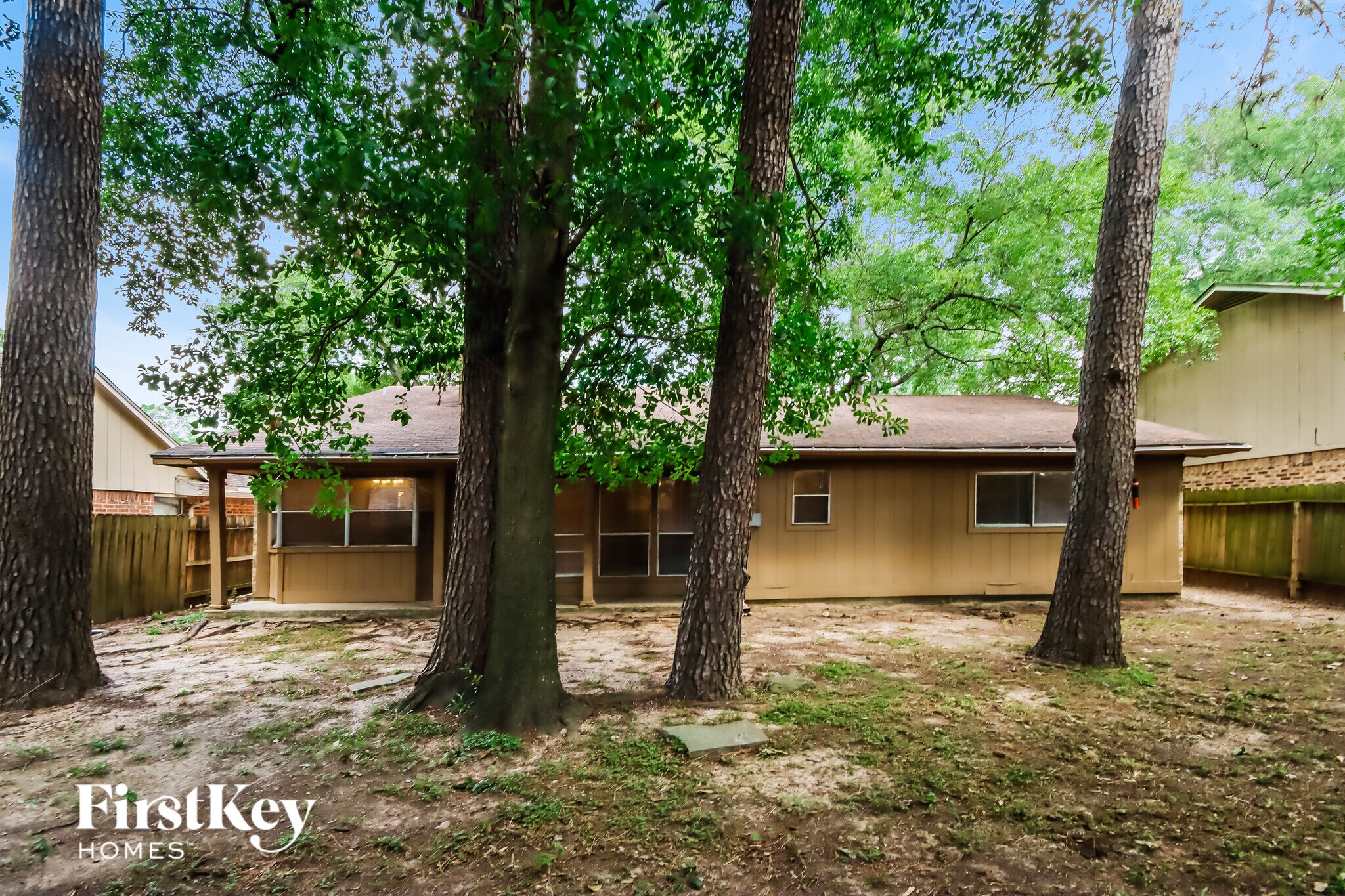 Building Photo - 2702 Forestbrook Dr