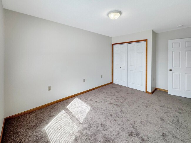 Building Photo - 253-257 Main Street