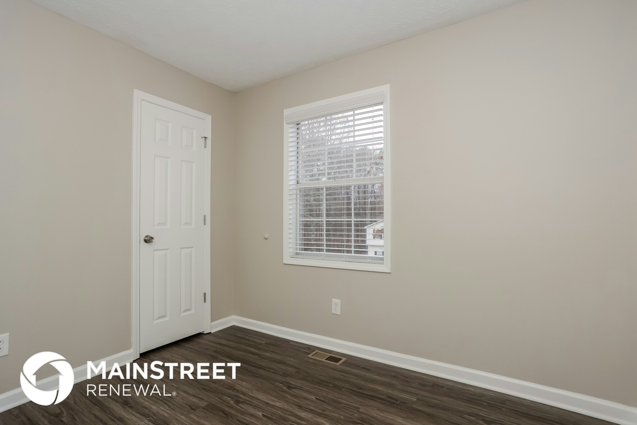 Building Photo - 285 Adelene Way