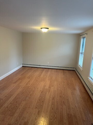 Building Photo - 216 Dorchester St