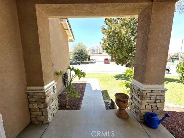 Building Photo - 29848 Peacock Mountain Dr