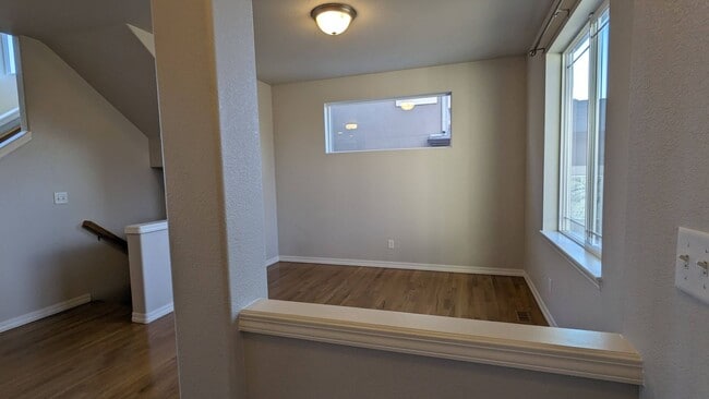 Building Photo - FOUR BED/3 BATH PRAIRIE STYLE HOME WITH GOURMET KITCHEN IN CORDERA NEIGHBORHOOD!