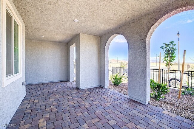 Building Photo - 3719 Via Allegro