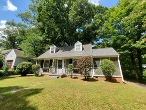 Building Photo - 508 Walter Ct