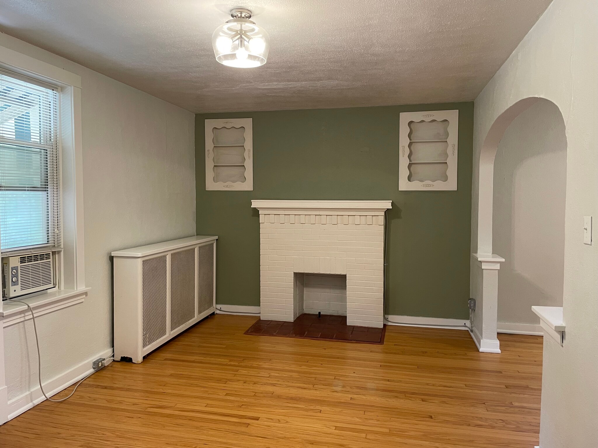 Building Photo - 4417 Rosa Ave