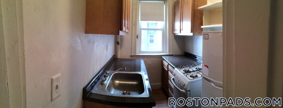 Building Photo - 1175 Boylston St