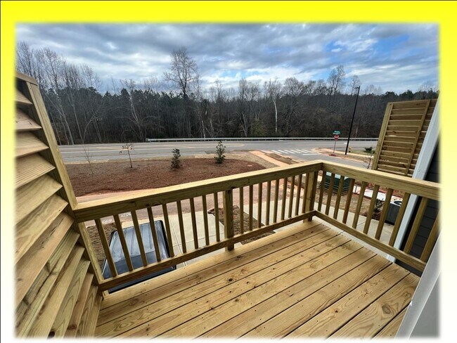 Building Photo - 753 Gimari Dr