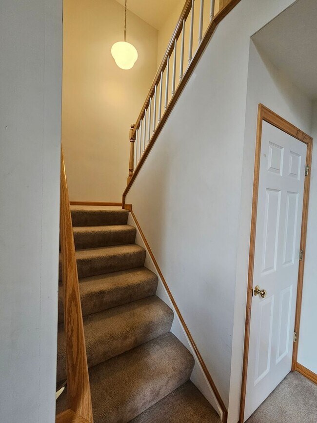 Building Photo - 751 Galen Dr