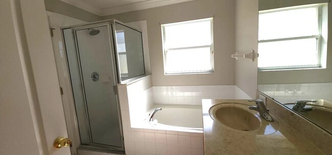Building Photo - 14635 Keelford Way