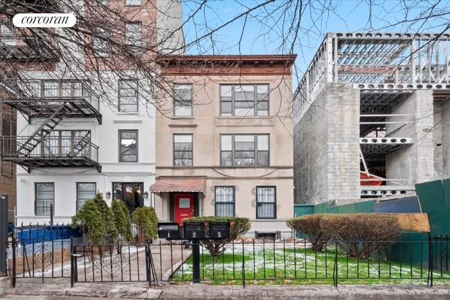 Building Photo - 521 Eastern Pkwy