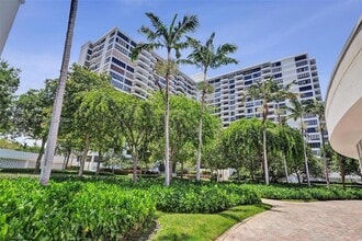 Building Photo - 500 Three Islands Boulevard