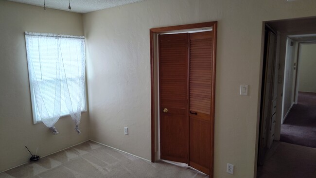 Building Photo - 107 Bancroft Dr