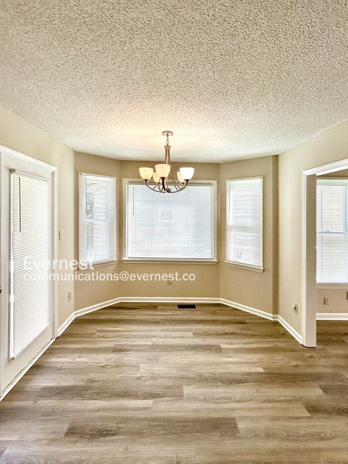 Building Photo - 5126 Lundy Dr