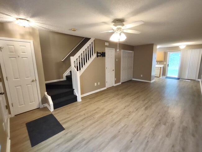 Building Photo - Beautiful home in prime location!