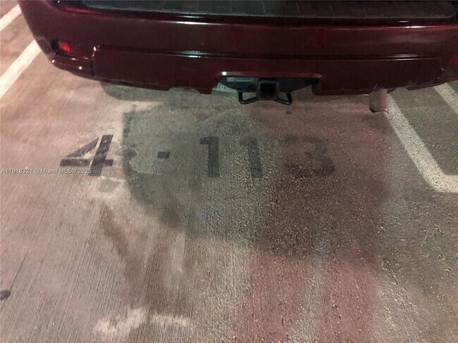 Building Photo - 7350 SW 89th St