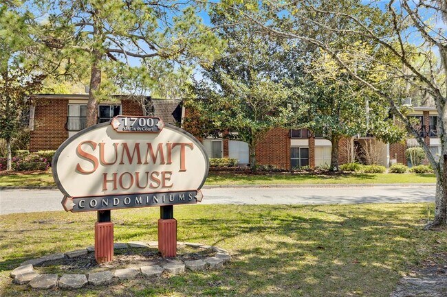 Primary Photo - 1700 SW 16th Ct