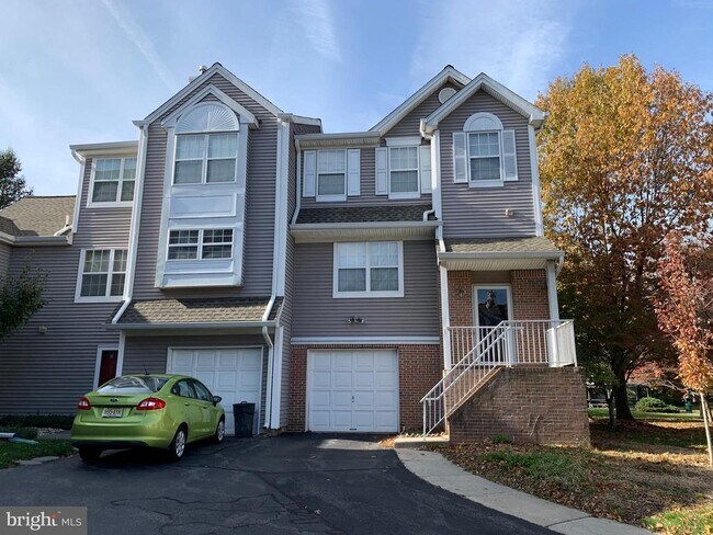 Building Photo - 41 Ketley Pl