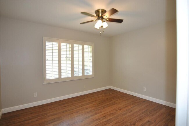 Building Photo - 3519 Latma Dr
