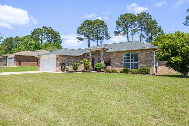 Building Photo - 1236 Northview Dr