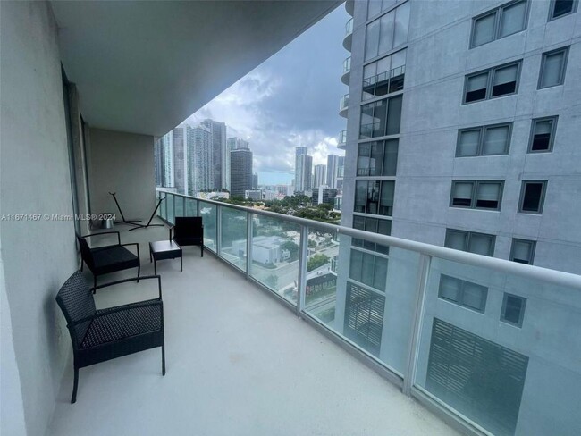 Building Photo - 1 bedroom in Miami FL 33137