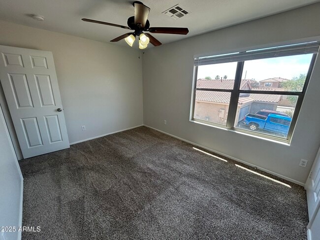 Building Photo - 2274 E Hazeltine Way