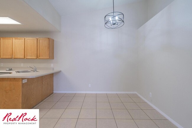 Building Photo - Charming 3 Bed, 2 Bath Home in the Heart of St. George!