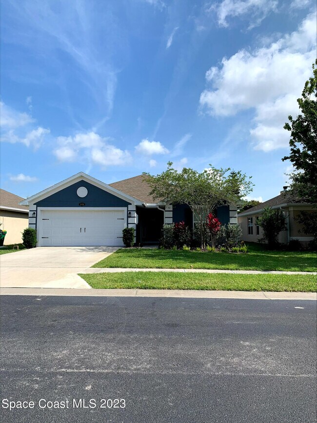 Primary Photo - 1466 Alaqua Way