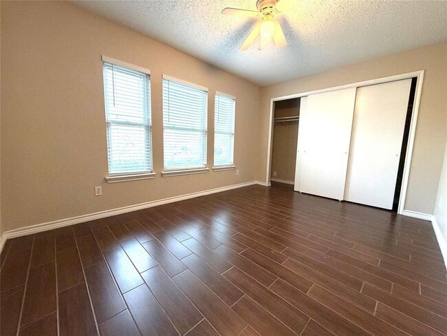 Building Photo - 12932 Heyerdahl Dr