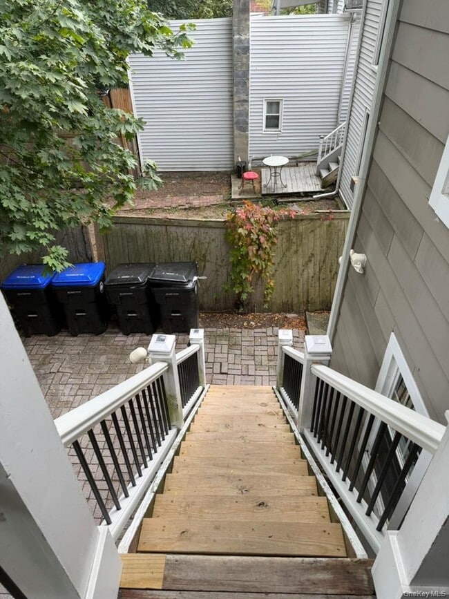 Building Photo - 14 Talmadge St