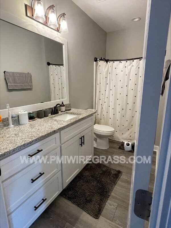 Building Photo - 117 Crest Hill Dr